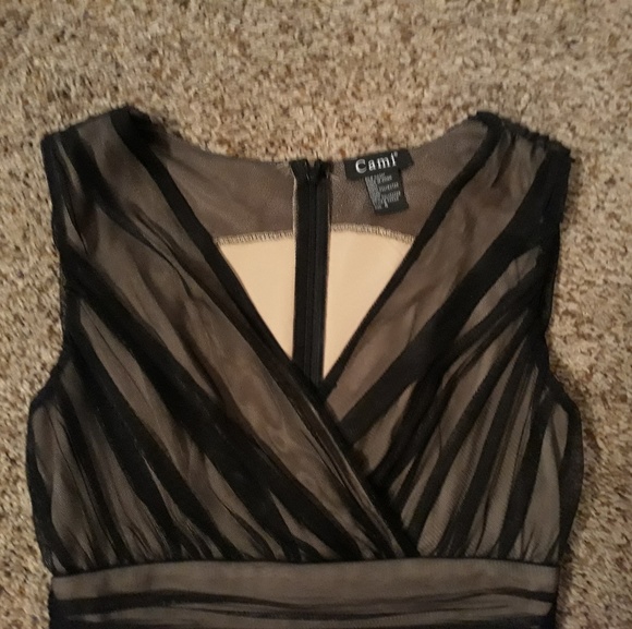 Dress - Picture 5 of 5